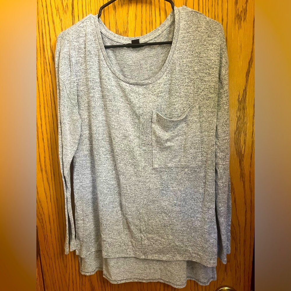 Banana Republic high-low long sleeve top
